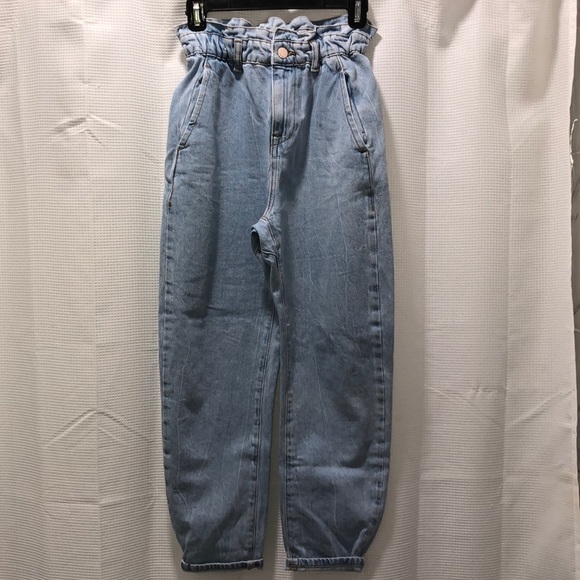Zara paperbag jeans - Picture 2 of 3